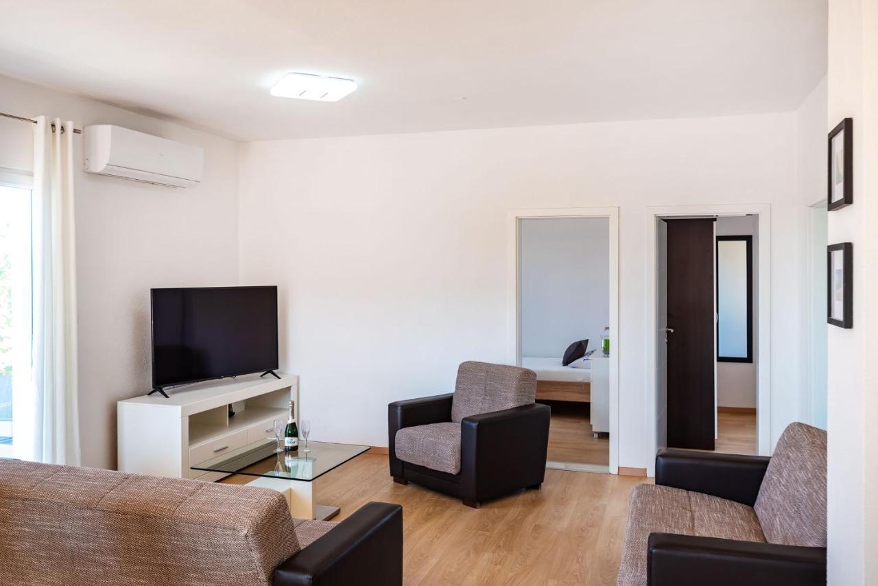 Apartment Maia Lena For Family Jasenice (Zadar) Exterior foto